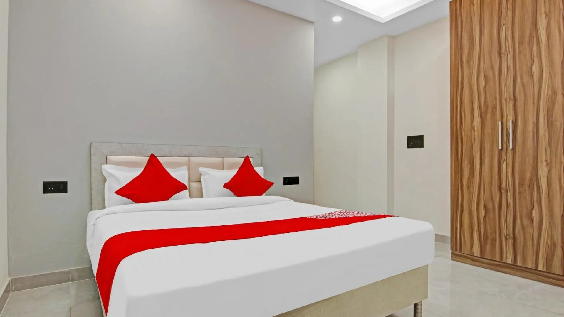****  Hotel O The Royal Guest House Gurgáon Indie